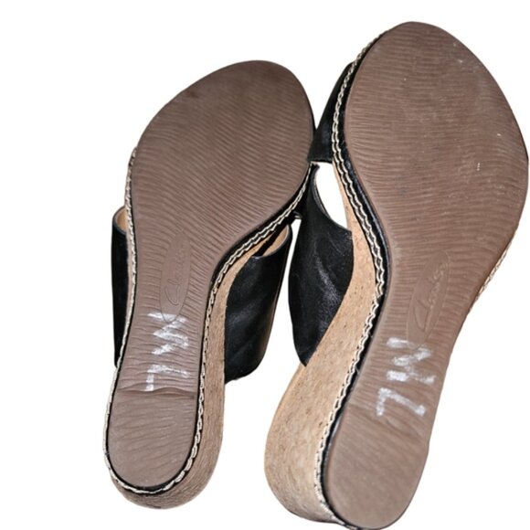 Clarks Collections | Tan Wedges with Black Straps | Size 8 M - Picture 3 of 8